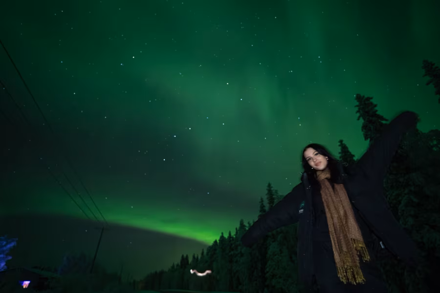 Jasmin, Sage des aurores chez Lapland Explorers