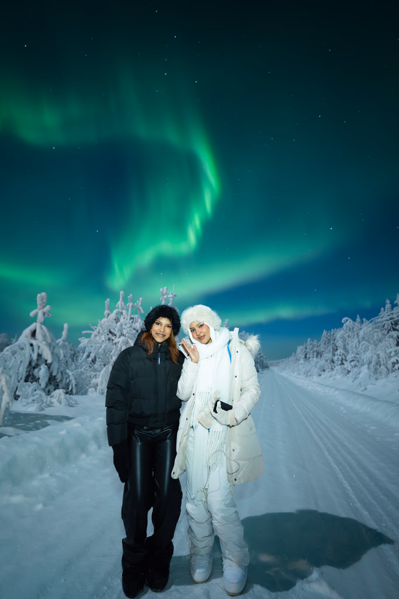 Foto reale di aurora da un tour Lapland Explorers