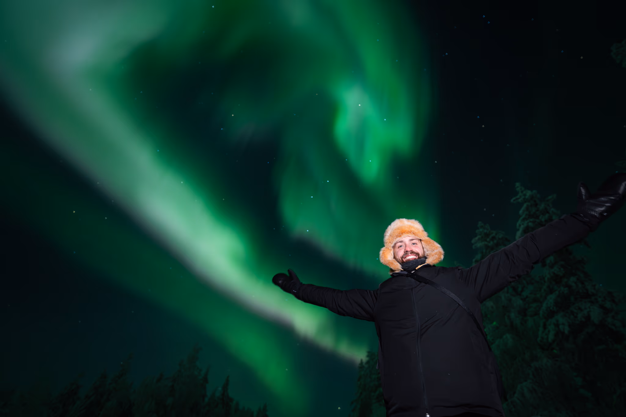 Foto reale di aurora da un tour Lapland Explorers